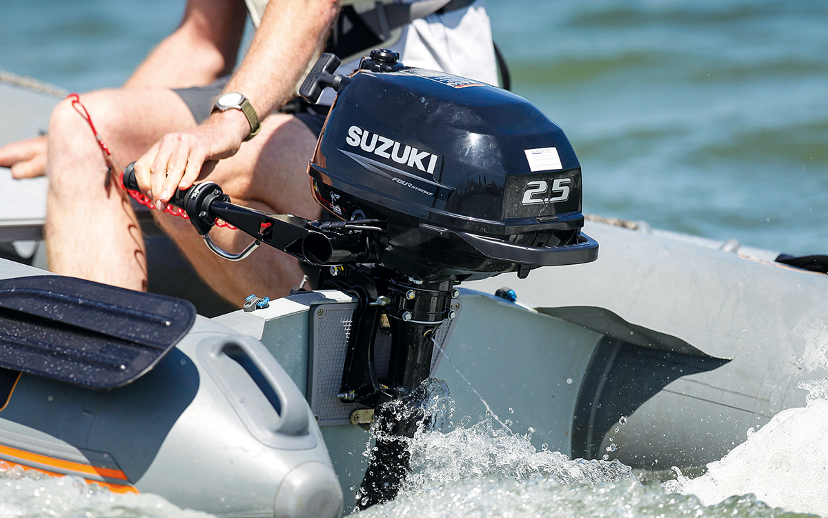 who makes small suzuki outboard motors